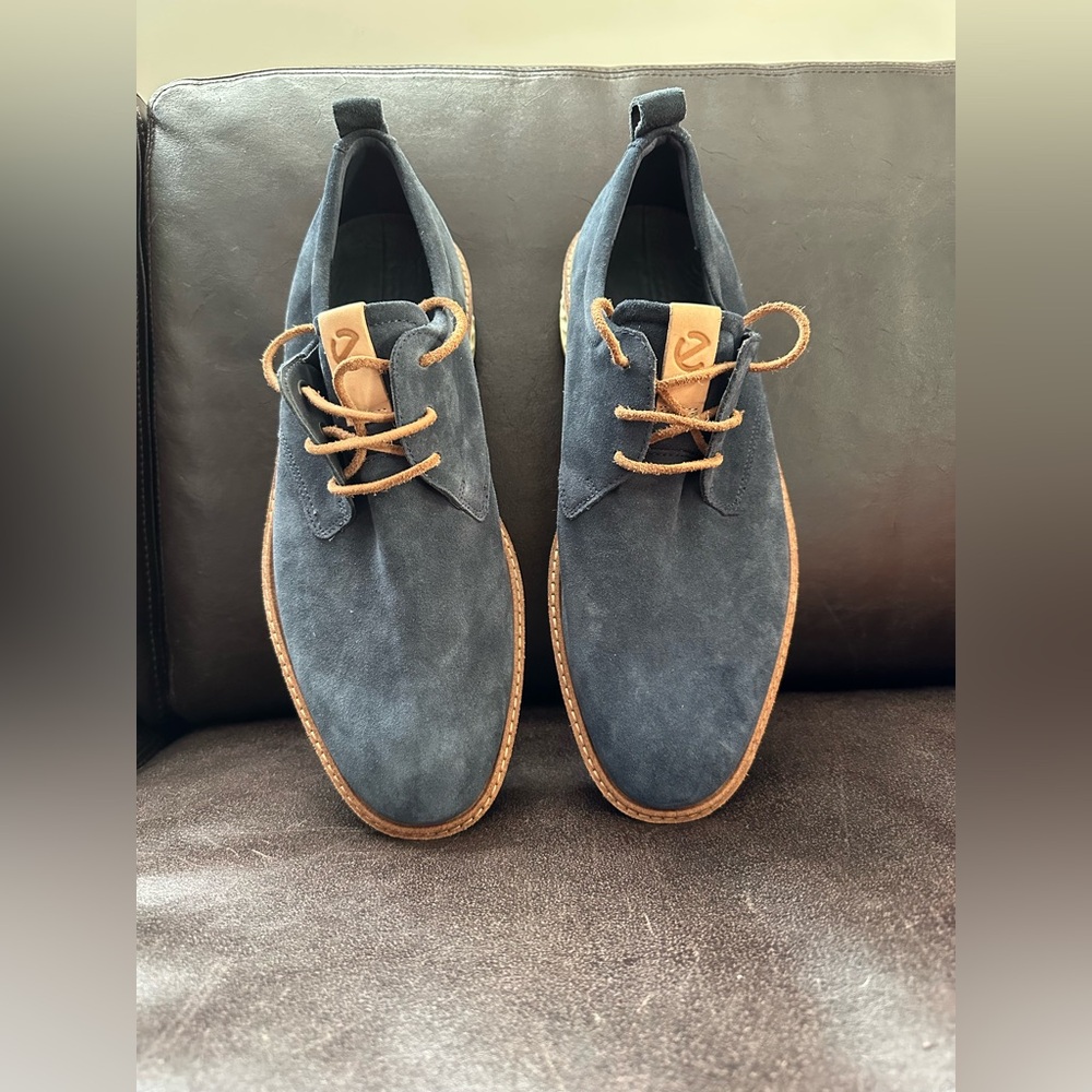 Ecco Dark Blue Suede Lace-Up Derbys - Picture 3 of 10